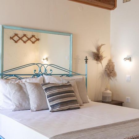 Villa Theodora View Apartments Thalia Айос-Єорйос-Пагон Екстер'єр фото
