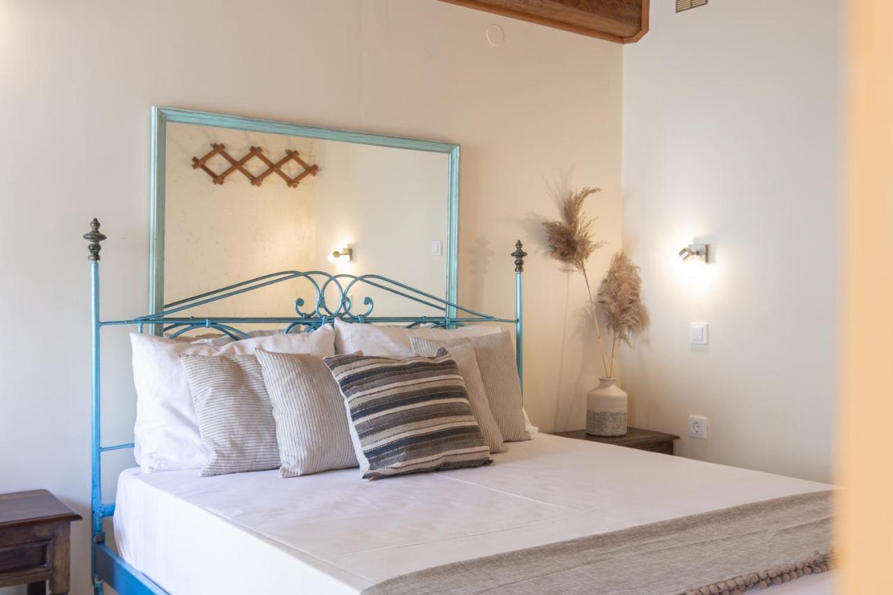 Villa Theodora View Apartments Thalia Айос-Єорйос-Пагон Екстер'єр фото